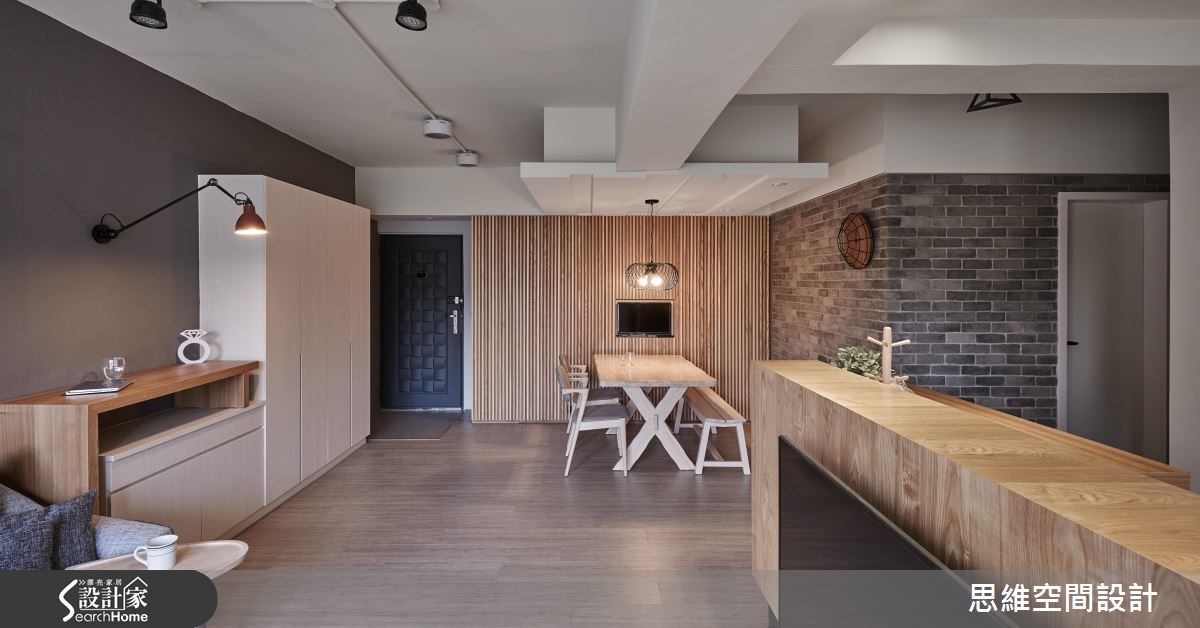 屋齡超過 30 年的老屋,原本作為出租用途,因此房型較