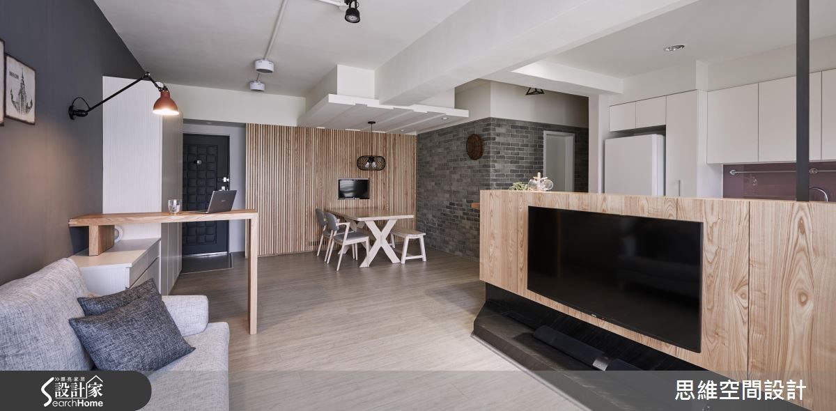 屋齡超過 30 年的老屋,原本作為出租用途,因此房型較
