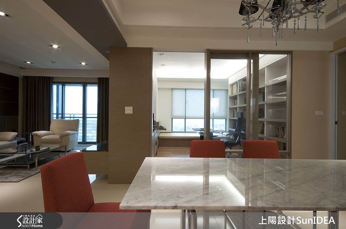 坐落在新北市林口區的 50 坪居宅,位於高樓層並坐擁絕