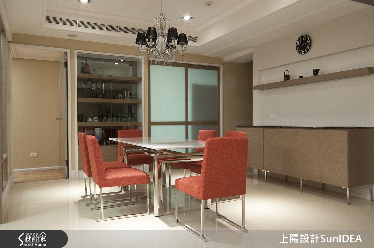 坐落在新北市林口區的 50 坪居宅,位於高樓層並坐擁絕