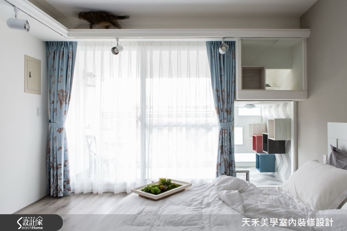 這幢於台中市的 40 年透天厝,是早期文教開發區常見的