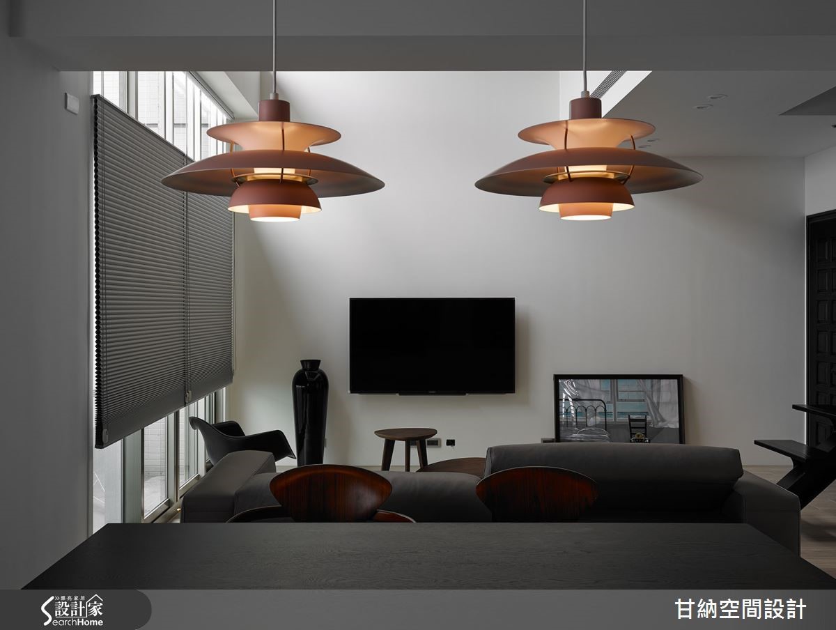 兩位屋主在生活的理念上也喜歡簡單,在整體設計方向的