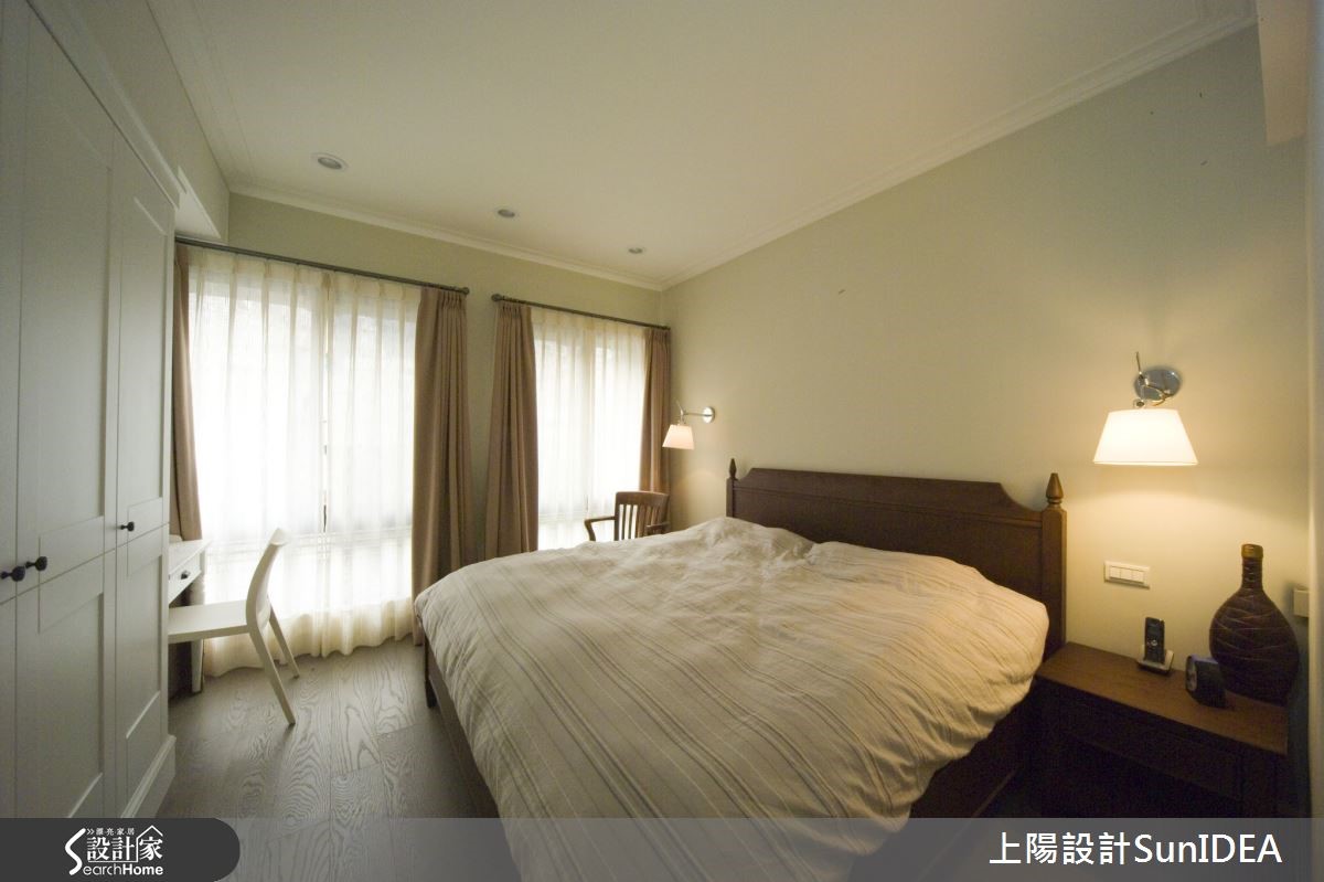 經典簡約的美式居家設計毫無多餘的綴飾,利用優雅線板