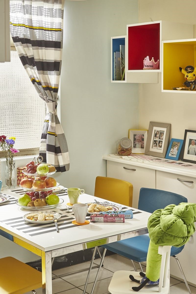 運用家具櫃體:IKEA TUTEMO 開放式廚櫃、STUVA 附門/ 抽屜收納組合、TORSBY 餐桌NT.$5,490元、BERNHARD 餐椅NT.$3,995元/ 張 運用家具櫃體:IKEA TUTEMO 開放式廚櫃、STUVA 附門/ 抽屜收納組合、TORSBY 餐桌NT.$5,490元、BERNHARD 餐椅NT.$3,995元/ 張