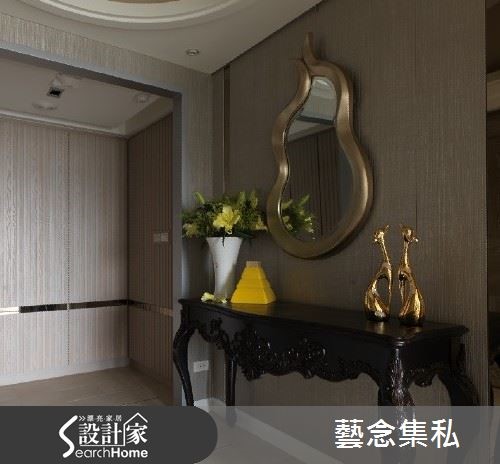 位於台中的 55 坪居宅,居住者為夫妻二人,設計師以美