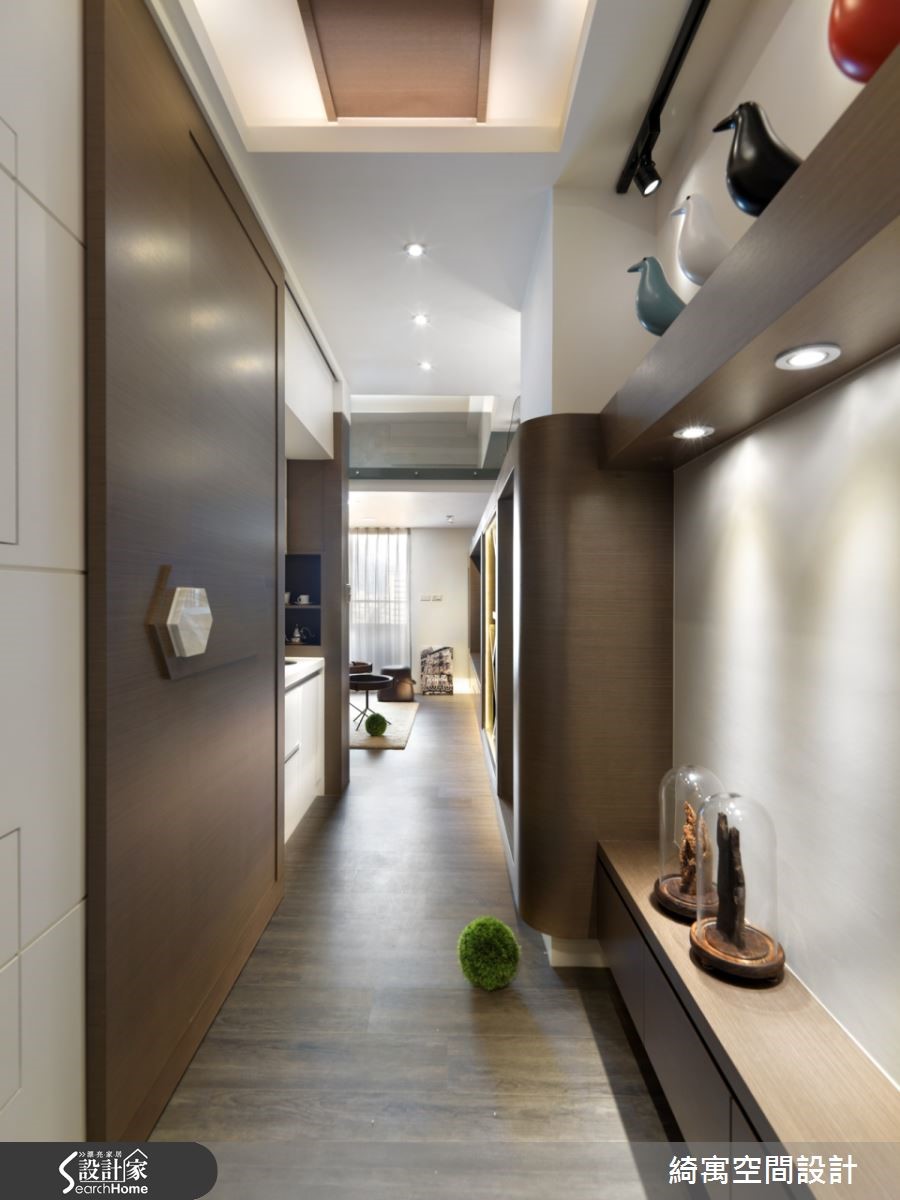 位於台北市的 9 坪小宅,由於屋主平時住在國外,希望