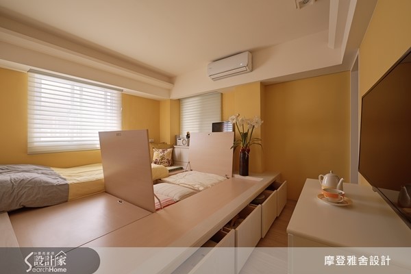 位於台北市 35 坪的老屋,不僅面臨著屋況老舊問題,更