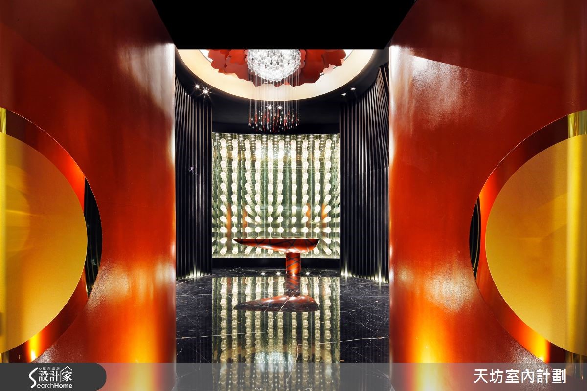 設計師以新東方風格型塑建物,不僅賦予造型炫目的量體