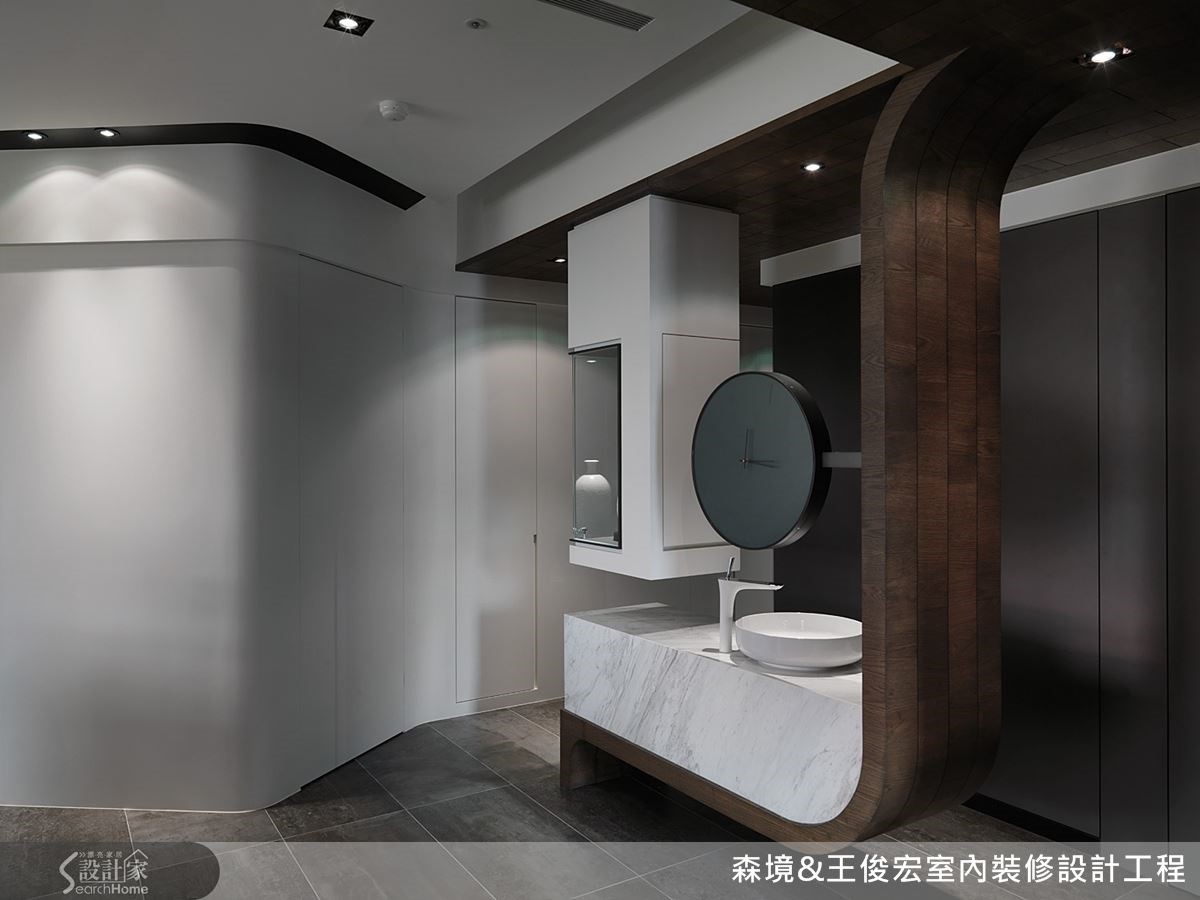 設計往往源自需求,女主人想要一個動線順暢,收納充足