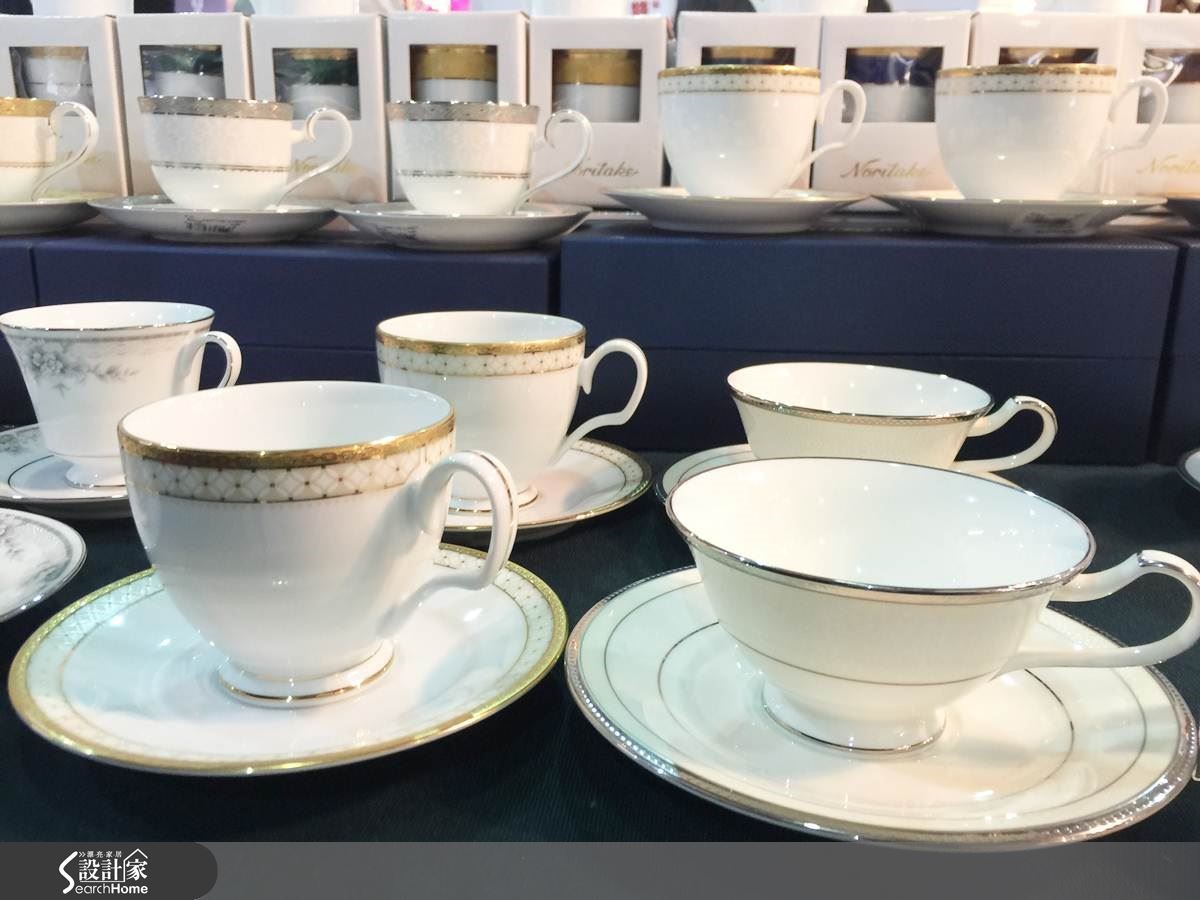 日本皇室餐瓷 Noritake 杯子上方都有24K金描邊 日本皇室餐瓷 Noritake 杯子上方都有24K金描邊