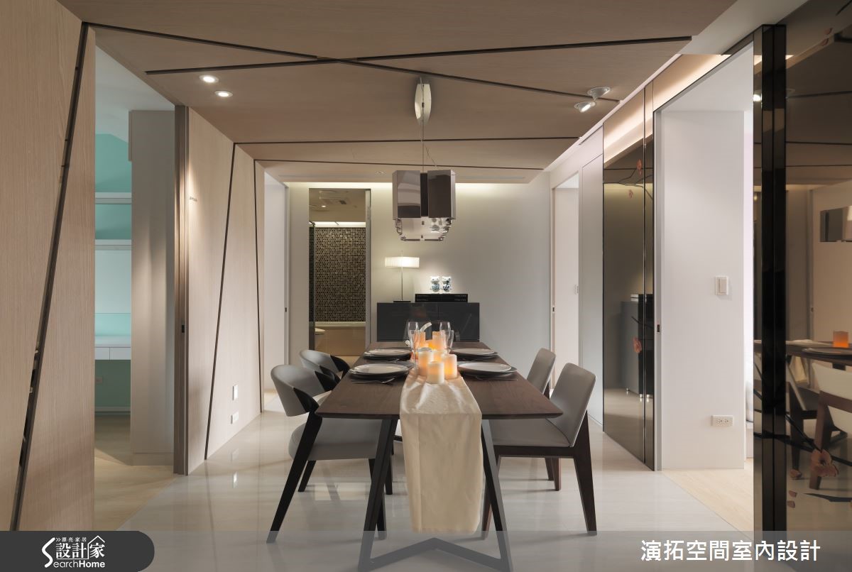 本案為 20 年屋齡老房,設計師打破既有空間格局、破除