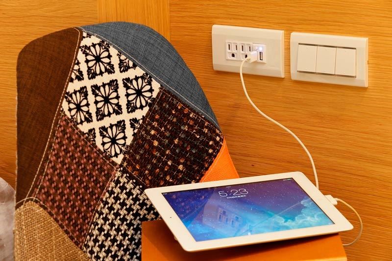 隨著 3C 產品的普及,現代人對行動電子產品依賴程度高
