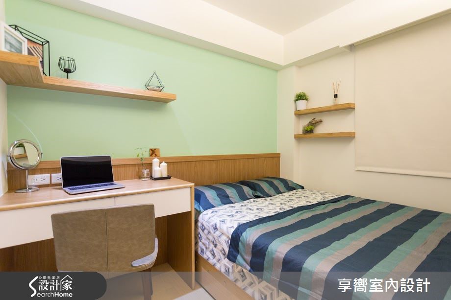 在寧靜的住宅區巷弄中,住著三代同堂的 5 口之家,要