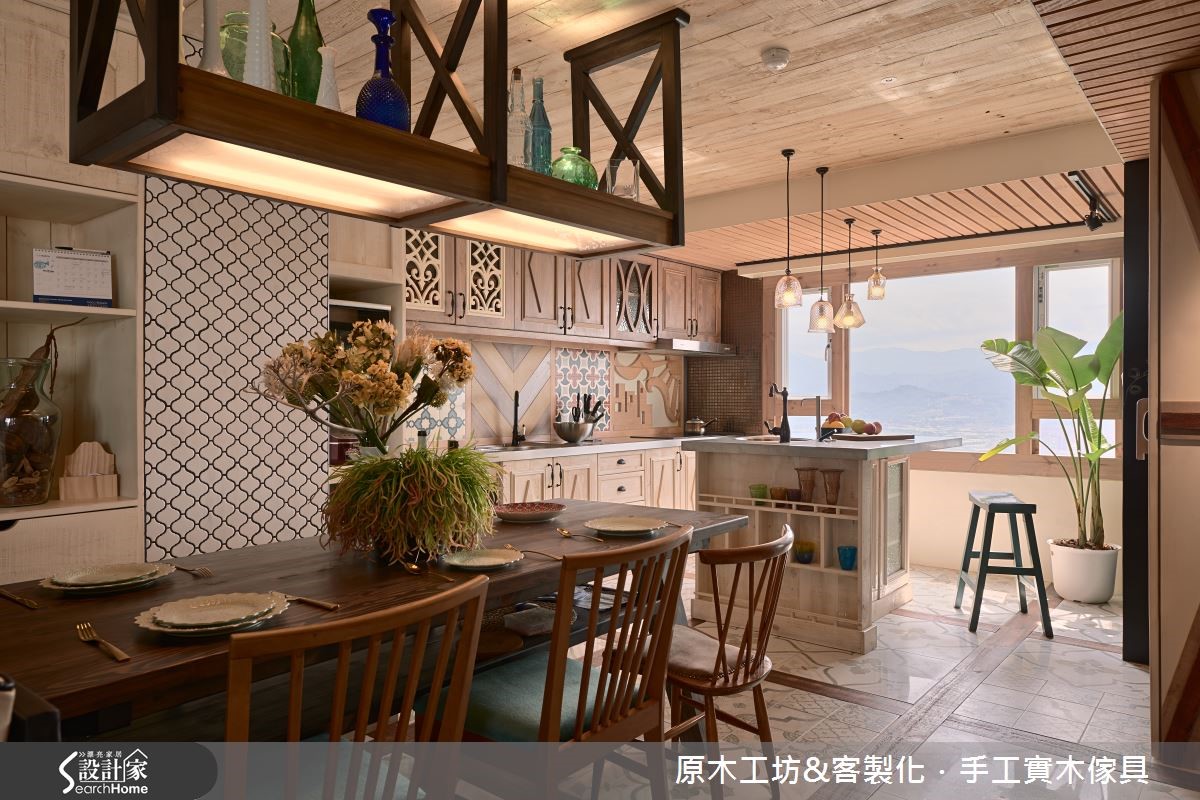 33 坪老屋,有著樓層高的絕佳優勢,於是設計師保有明