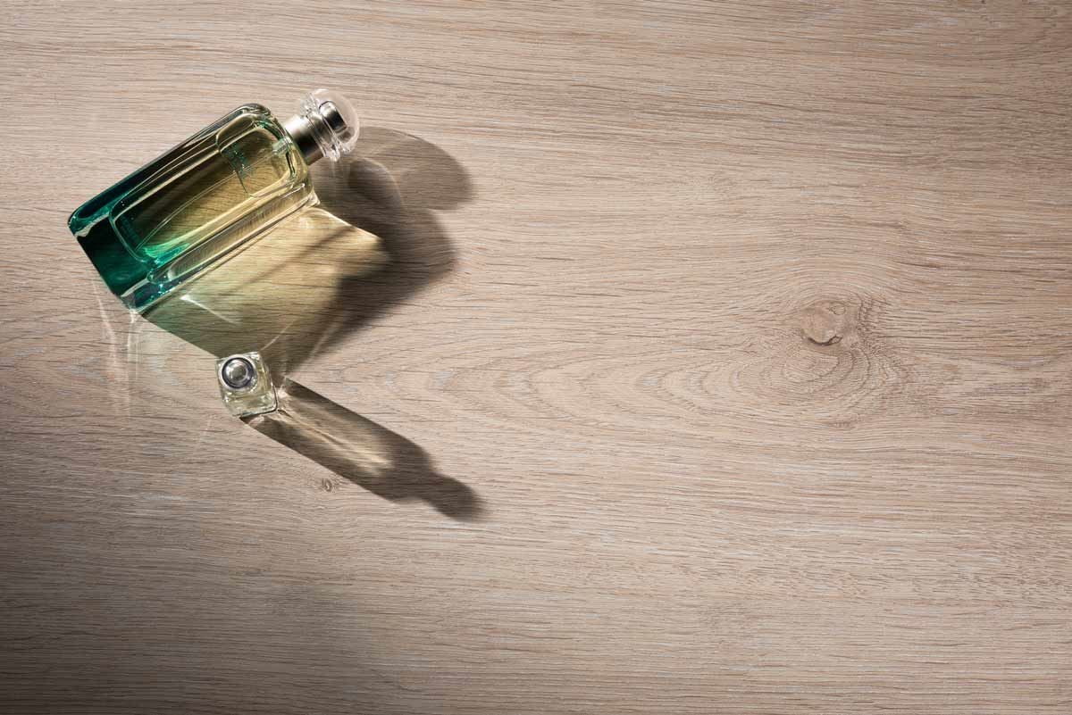 【403 橡木洗白 Oak Rovere】-擷取天然橡木紋理,佐以溫潤色調,清晰俐落的線條從樹結處發散延伸,溫樸氣息全室繚繞,讓居家空間呈現溫暖卻時尚俐落的現代格調。 【403 橡木洗白 Oak Rovere】-擷取天然橡木紋理,佐以溫潤色調,清晰俐落的線條從樹結處發散延伸,溫樸氣息全室繚繞,讓居家空間呈現溫暖卻時尚俐落的現代格調。
