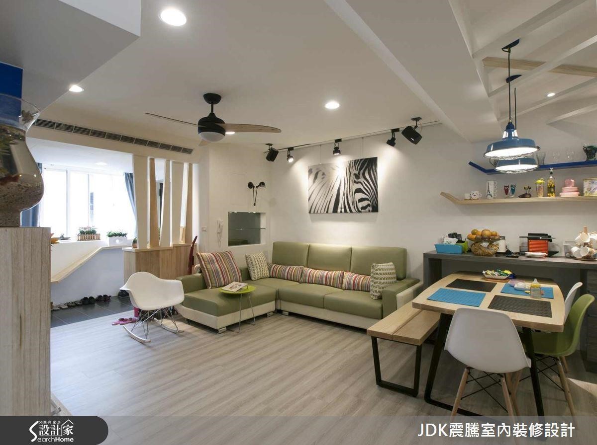 大至沙發、單椅,小至抱枕、餐墊,北歐風必備元素都一定要染上繽紛色彩! 大至沙發、單椅,小至抱枕、餐墊,北歐風必備元素都一定要染上繽紛色彩!