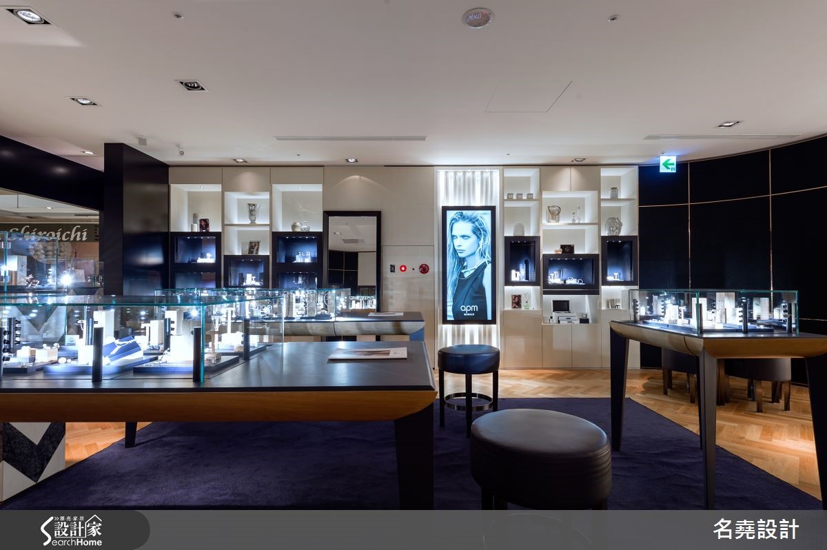 apm MONACO 旗艦店,將商店機能結合 Lounge bar 調性