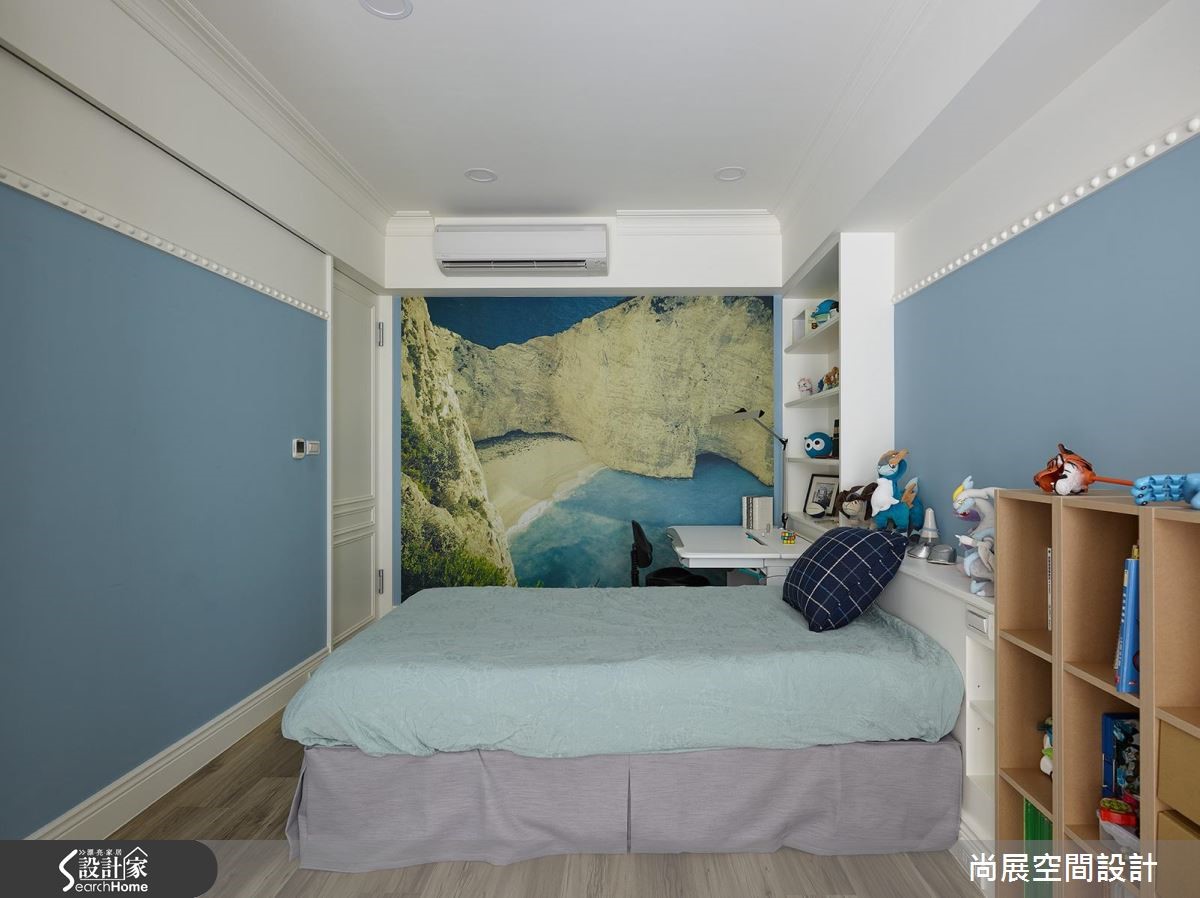以湖畔小屋的景色作為靈感發想,一改美式風的鮮麗用色