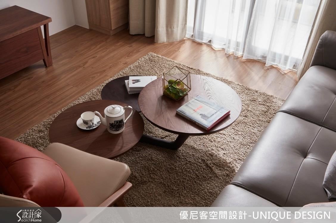 設計師給出挑選家具的篩選建議,並將決定權還給業主,回歸使用者的舒適本質。 設計師給出挑選家具的篩選建議,並將決定權還給業主,回歸使用者的舒適本質。