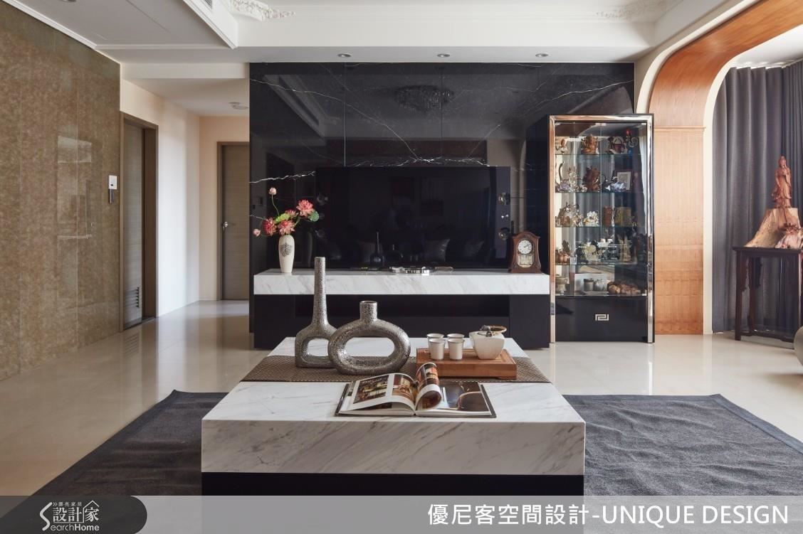 透過口耳相傳,業主邀請優尼客空間設計為居住七年的環
