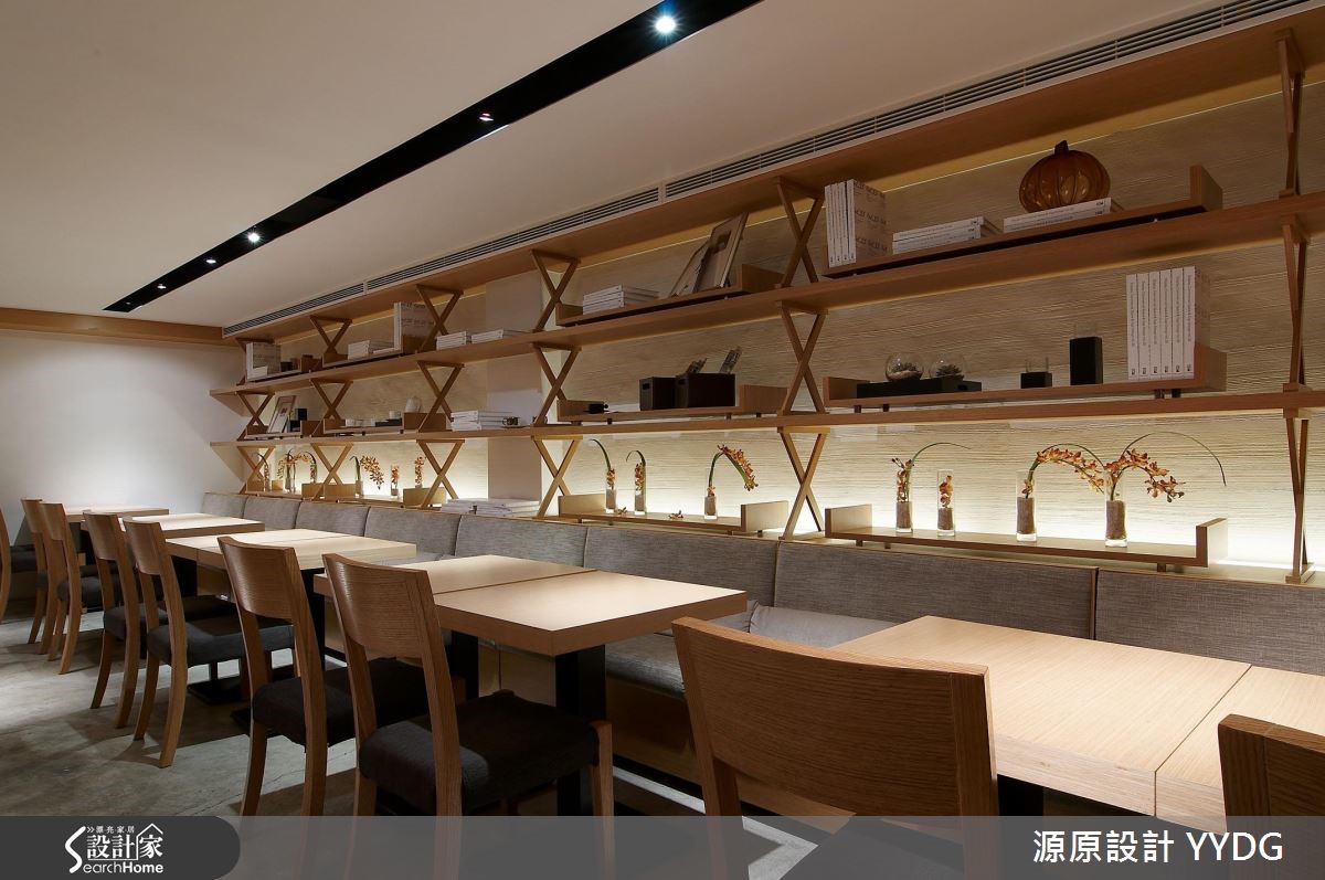 在繁華光鮮的鬧區中,「 Go Go Pasta 」提供美味的義