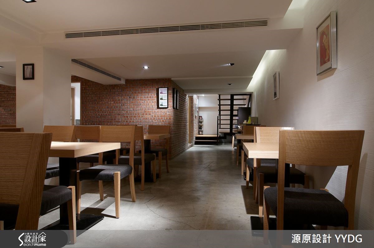 在繁華光鮮的鬧區中,「 Go Go Pasta 」提供美味的義