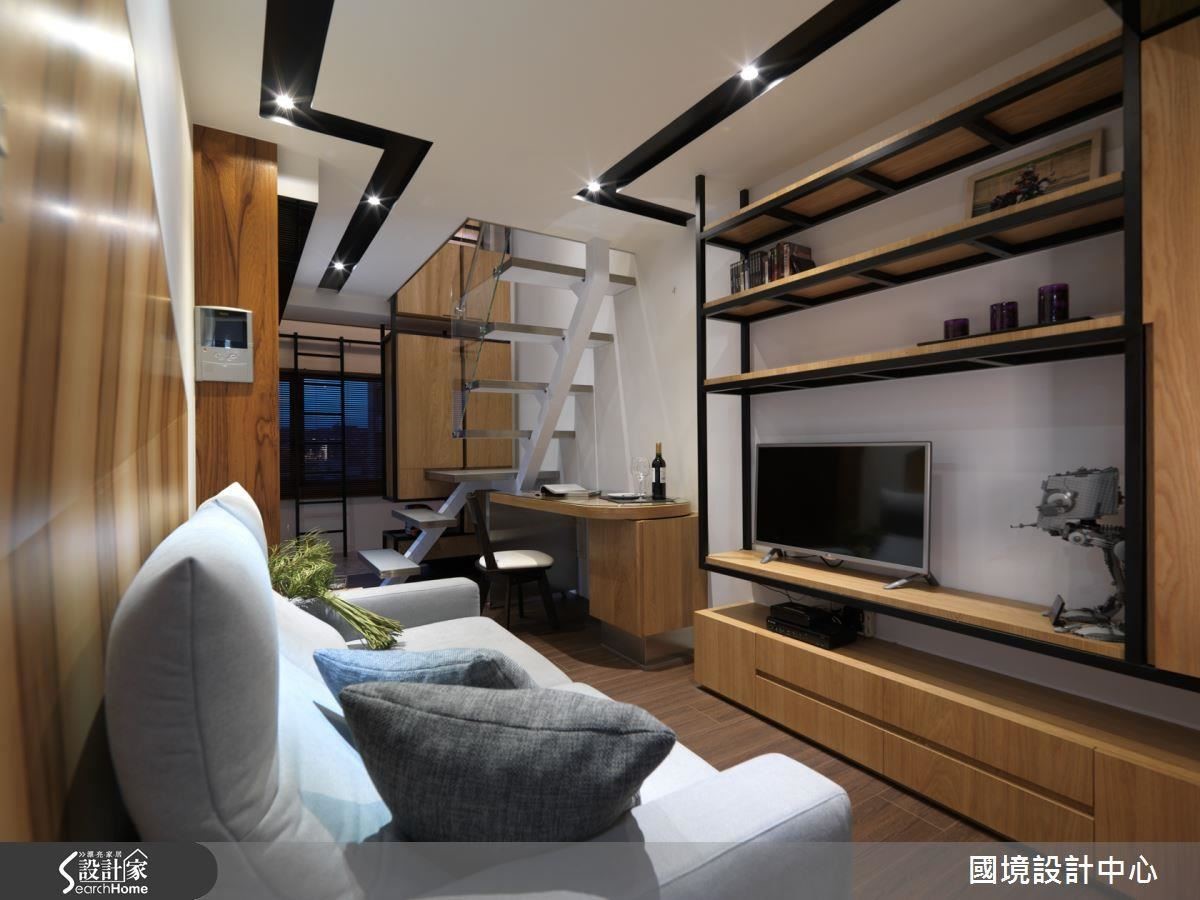 狹長格局的 9 坪樓中樓,要住進一家 4 口,竟然還能有