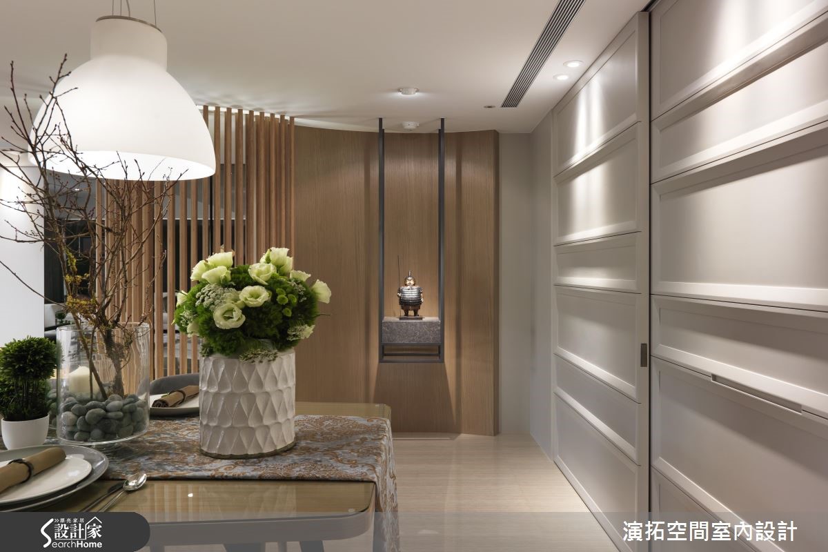 為了減少縮短裝修的施工期,此間42坪的新成屋於預售屋