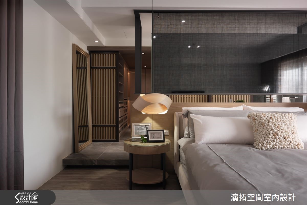 為了減少縮短裝修的施工期,此間42坪的新成屋於預售屋