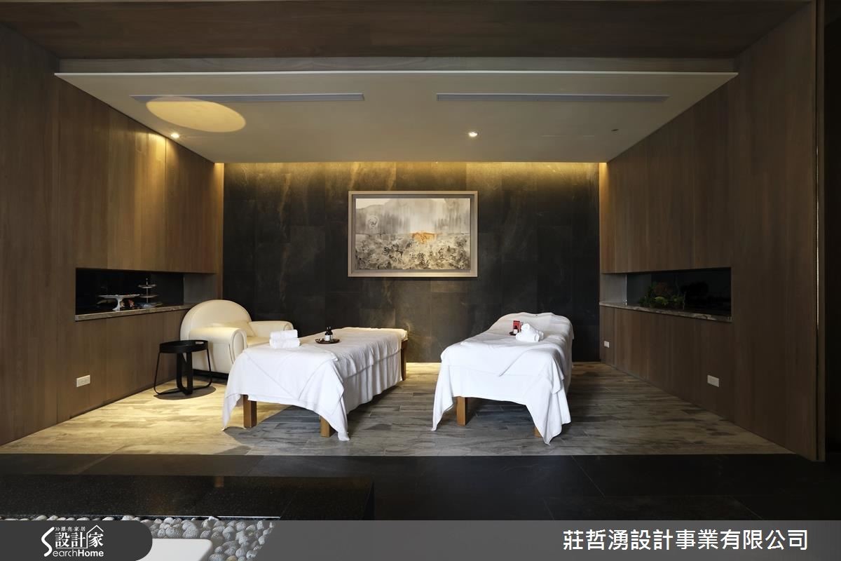 此案為「彭村梅 SPA 會館」,設計師將五感體驗帶入設