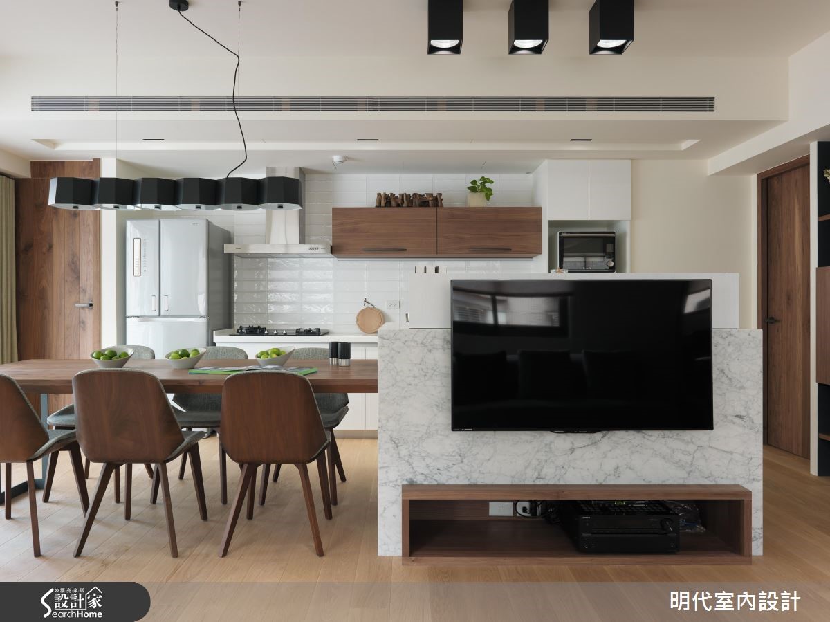 20 年以上的大齡老屋,是新婚夫妻的生活新居,設計師