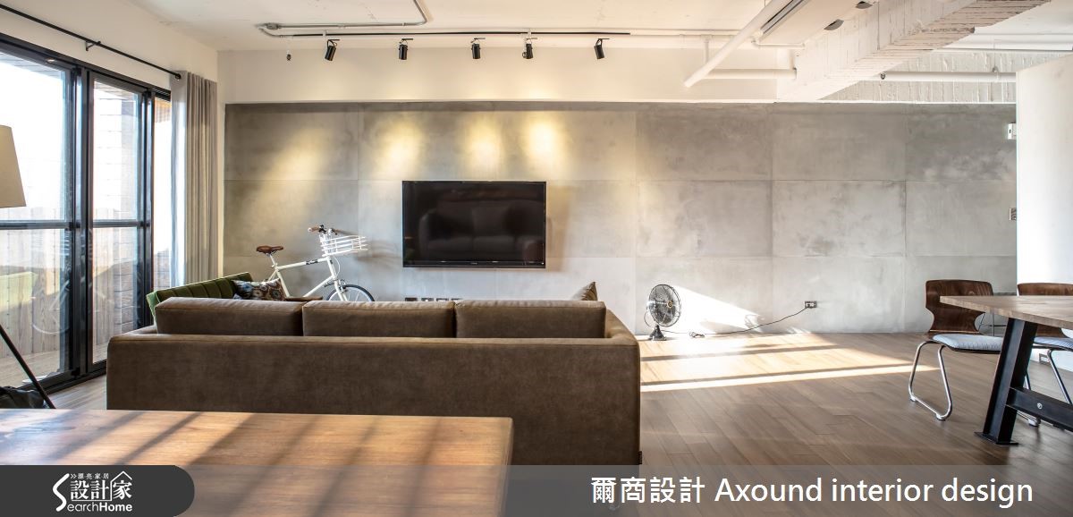 復古而寧靜的 35 坪空間,是新婚夫妻的生活起點,設計