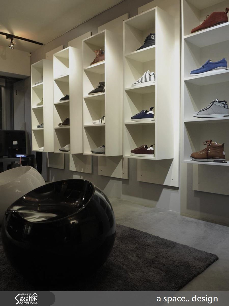 「R.O.S - Taipei」以「Revolution of Shoes」為啟發