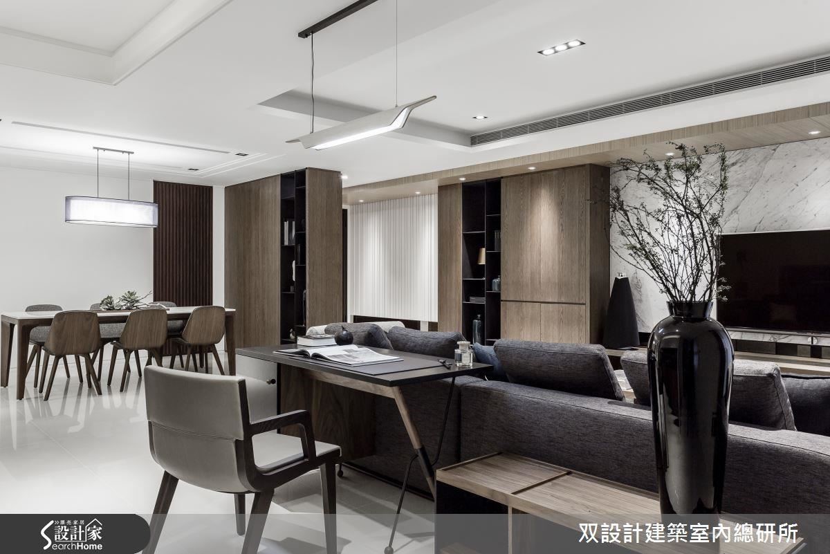 開放式設計的客餐廳是此宅款待客人的舞台。客廳與餐廳之間避免設置櫃體,以免妨礙這兩區的交流。 開放式設計的客餐廳是此宅款待客人的舞台。客廳與餐廳之間避免設置櫃體,以免妨礙這兩區的交流。
