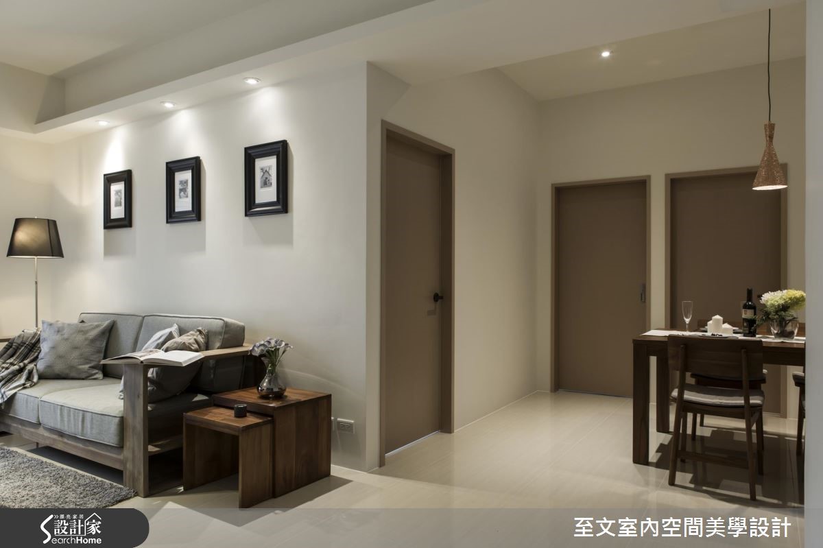 位於都市郊區的 30 坪老屋坐擁青山綠水的自然美景,但