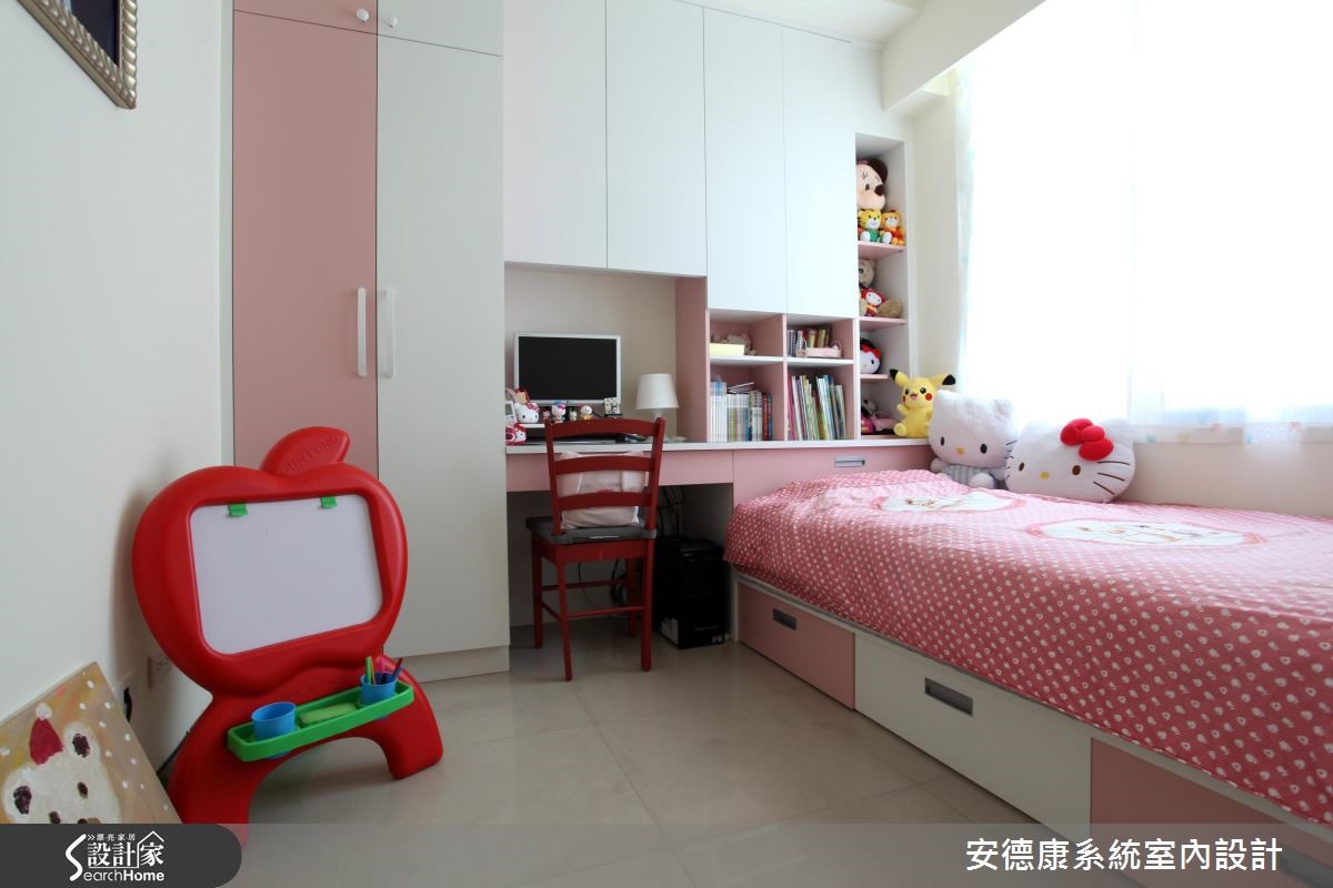 一家 3 口已住了 8 年的 18 坪中古屋隨著孩子的成長,