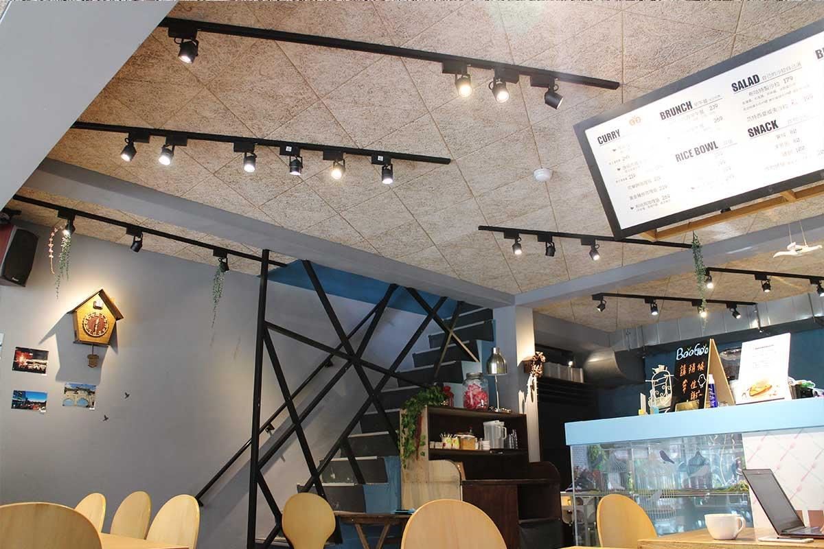 Mexin 原木色美絲吸音板不只是環保材,本身還具備多項優點,是很實用、可塑性也高的天然新素材。 Mexin 原木色美絲吸音板不只是環保材,本身還具備多項優點,是很實用、可塑性也高的天然新素材。