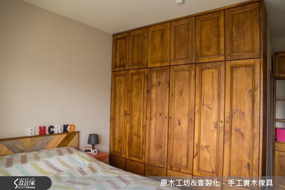 屋主夫妻與長輩、小孩同住,由於室內坪數不大,加上一