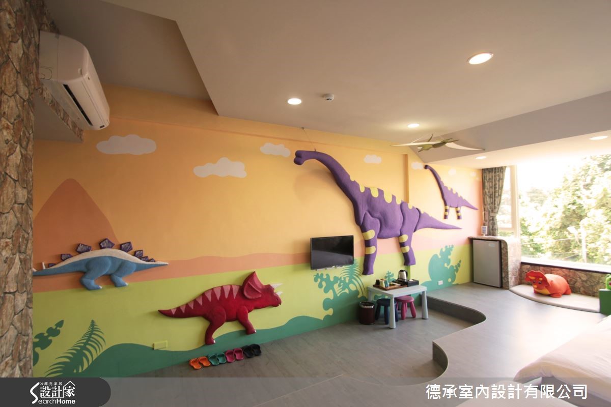 設計師為民宿主人延伸出不同的主題住宿空間,把侏儸紀