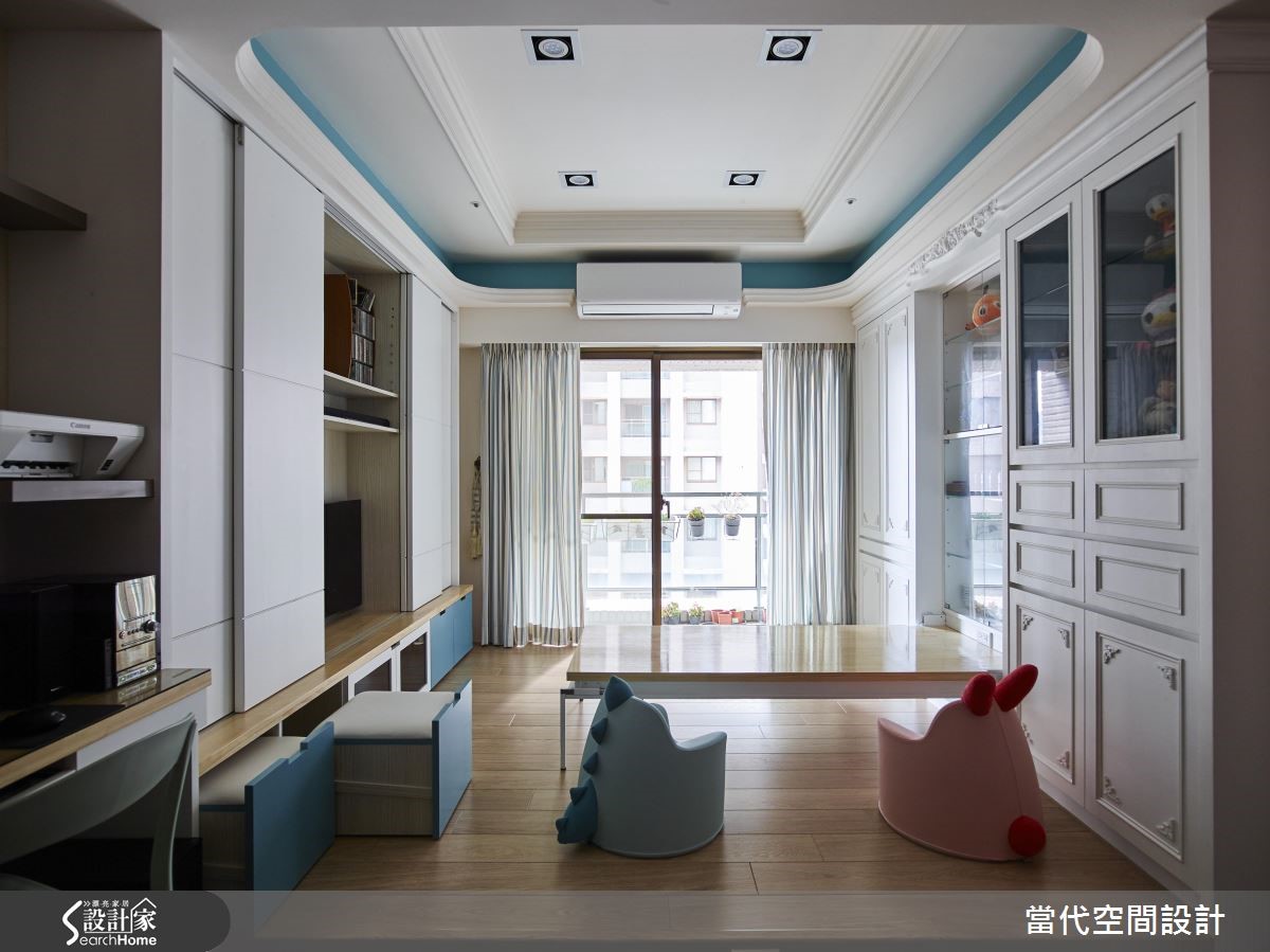 在 25 坪的中古屋內,設計師以美式風為基底,挹注複合