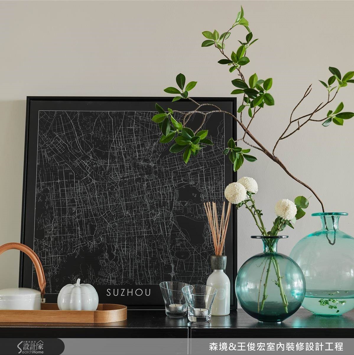 留戀故鄉風土人情的旅澳遊子,完成學業歸國,準備進入