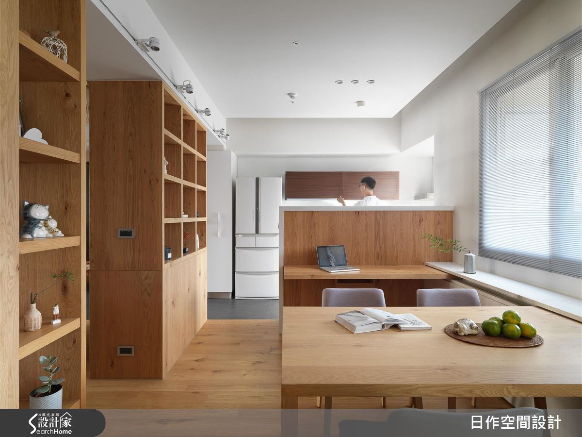 設計團隊重新定義 30 坪中古屋的場域,善用屋案的兩面