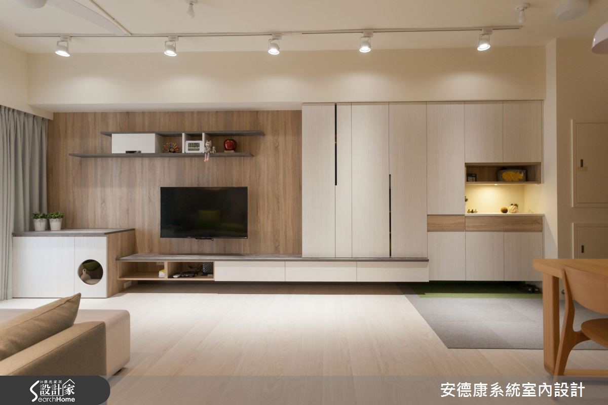 30 坪新成屋擁有採光良好採光與通風,僅需修飾客廳大