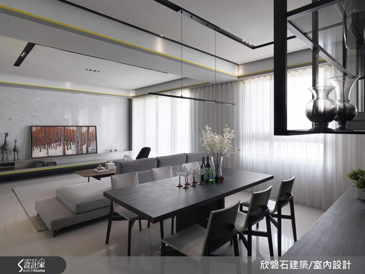 設計團隊以俐落時髦的設計理念結合三代同堂的需求,讓