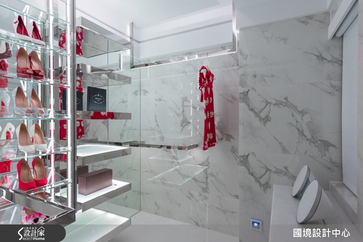 喜愛未來科幻感的屋主,期待新家能具有精品般的質感享