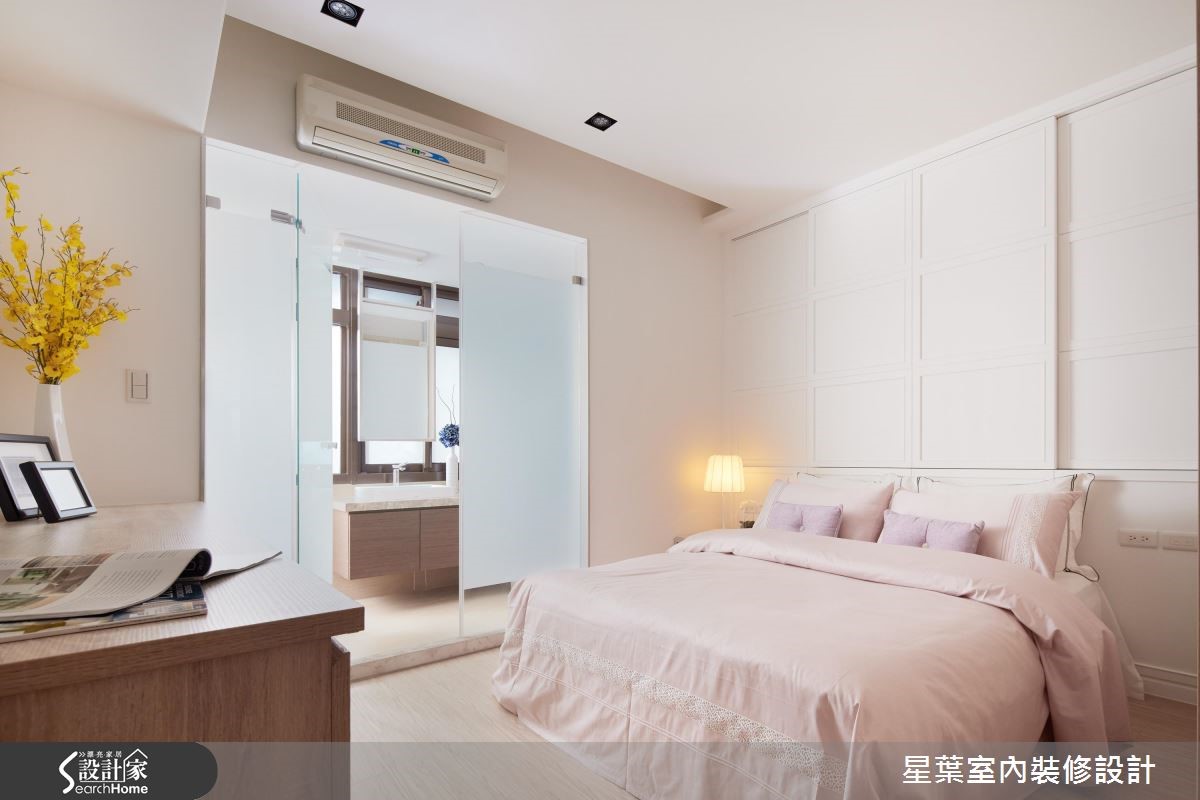 面對屋齡已逾 20 年、有著採光與收納問題的陰暗老屋,