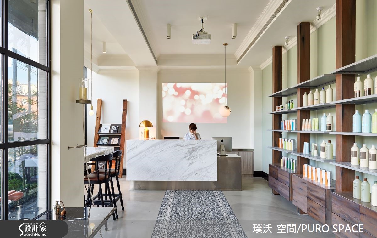 AVEC SALON 為業主自建的 7 層樓美髮沙龍,採用並販售