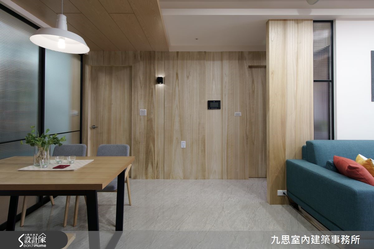 愜意、舒心的簡約風遊走滿室,以最自然的質材鋪敘空間