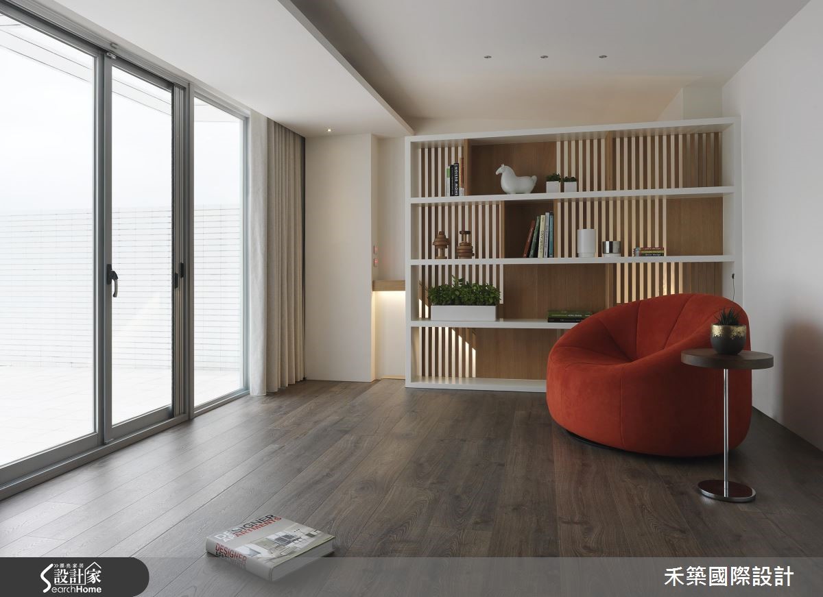 本案坐擁環山面海的驚世美景,設計團隊利用絕佳基地條