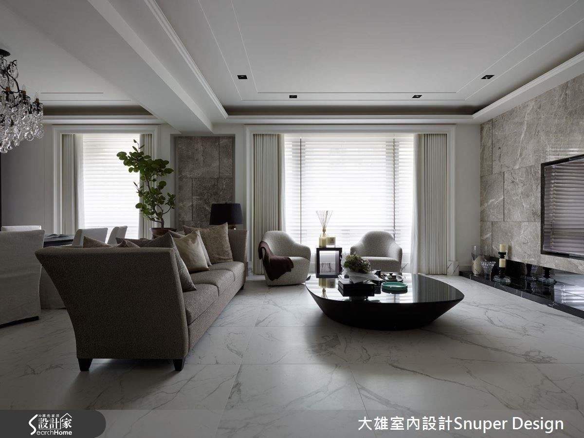踢腳板包覆上大理石與地磚紋路呼應,在低調處展現精緻小奢華。 踢腳板包覆上大理石與地磚紋路呼應,在低調處展現精緻小奢華。
